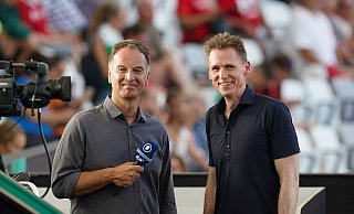 Ex-Zehnkämpfer Frank Busemann (r) ist bei der Leichtathletik-WM in Tokio wieder als ARD-Experte dabei. - Marcus Brandt/dpa Ex-Zehnkämpfer Frank Busemann (r) ist bei der Leichtathletik-WM in Tokio wieder als ARD-Experte dabei. - Marcus Brandt/dpa