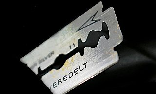 Ärzte benötigen 33 Stiche, um die Wunde der jungen Paderbornerin zu nähen. Ihr Ex-Lebensgefährte hat ihr die Verletzung mit einer Rasierklinge zugefügt. - Pixabay Ärzte benötigen 33 Stiche, um die Wunde der jungen Paderbornerin zu nähen. Ihr Ex-Lebensgefährte hat ihr die Verletzung mit einer Rasierklinge zugefügt. - Pixabay