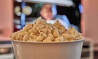An Halloween dürfen gute Filme nicht fehlen. - Symbolfoto: Pixabay/RoyBuri An Halloween dürfen gute Filme nicht fehlen. - Symbolfoto: Pixabay/RoyBuri