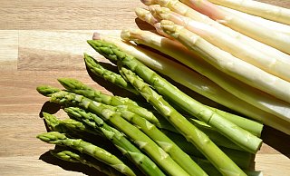 Die Spargelsaison ist offiziell eröffnet. In OWL gibt es eine Menge an Höfen, wo man den besten Spargel bekommt. - Symbolfoto: Pixabay Die Spargelsaison ist offiziell eröffnet. In OWL gibt es eine Menge an Höfen, wo man den besten Spargel bekommt. - Symbolfoto: Pixabay