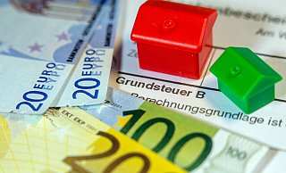 Der Stadtrat entscheidet heute über die Höhe der Grundsteuer B. Betroffen davon sind Immobilieneigentümer und Mieter. - picture alliance/dpa Der Stadtrat entscheidet heute über die Höhe der Grundsteuer B. Betroffen davon sind Immobilieneigentümer und Mieter. - picture alliance/dpa
