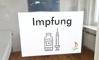 In einigen Bielefelder Einrichtungen sind Bewohner und Mitarbeiter bewusst von der Impfung ausgenommen worden, teilweise wohl wegen Unwissenheit. - Picture alliance In einigen Bielefelder Einrichtungen sind Bewohner und Mitarbeiter bewusst von der Impfung ausgenommen worden, teilweise wohl wegen Unwissenheit. - Picture alliance