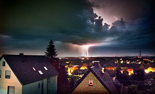 Unwetterwarnung für Bielefeld. - Fabian Schwarz Unwetterwarnung für Bielefeld. - Fabian Schwarz