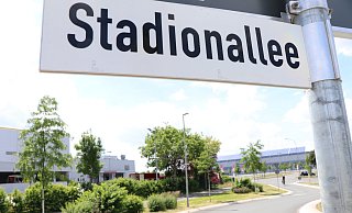 Wird umbenannt: Die Stadionallee an der Benteler-Arena heißt bald Wilfried-Finke-Allee. - Holger Kosbab Wird umbenannt: Die Stadionallee an der Benteler-Arena heißt bald Wilfried-Finke-Allee. - Holger Kosbab