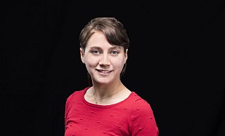 Rosa Michels ist Herrenmaßschneiderin. - Philipp Ottendörfer Rosa Michels ist Herrenmaßschneiderin. - Philipp Ottendörfer