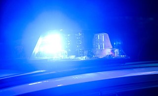 Die Staatsanwaltschaft Paderborn erhebt Anklage gegen einen 53-jährigen Mann aus dem Kreis Borchen. Er soll im Oktober 2023 versucht haben, ein Auto in Paderborn in die Luft zu sprengen. - Julian Stratenschulte/dpa Die Staatsanwaltschaft Paderborn erhebt Anklage gegen einen 53-jährigen Mann aus dem Kreis Borchen. Er soll im Oktober 2023 versucht haben, ein Auto in Paderborn in die Luft zu sprengen. - Julian Stratenschulte/dpa