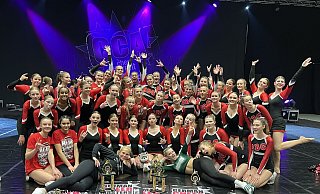 Die Cheerleader des BTW Bünde sind zu einer großen Abteilung beim BTW Bünde gewachsen. - BTW Bünde Die Cheerleader des BTW Bünde sind zu einer großen Abteilung beim BTW Bünde gewachsen. - BTW Bünde