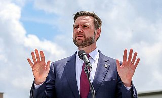 Vance: ««Ich bedauere natürlich, dass viele Leute das falsch verstanden haben.» (Archivbild) - Gary McCullough/AP/dpa Vance: ««Ich bedauere natürlich, dass viele Leute das falsch verstanden haben.» (Archivbild) - Gary McCullough/AP/dpa