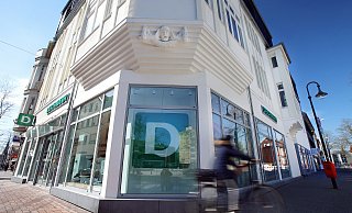 Erst im Juni vergangenen Jahres hat Deichmann die Filiale an der Berliner Straße 57 bezogen. - Patrick Menzel Erst im Juni vergangenen Jahres hat Deichmann die Filiale an der Berliner Straße 57 bezogen. - Patrick Menzel
