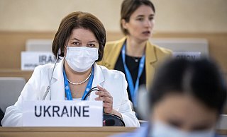 Botschafterin der Ukraine Yevheniia Filipenko bei der Sondersitzung des Menschenrechtsrates am europäischen Hauptsitz der Vereinten Nationen. - Foto: Martial Trezzini/KEYSTONE/dpa Botschafterin der Ukraine Yevheniia Filipenko bei der Sondersitzung des Menschenrechtsrates am europäischen Hauptsitz der Vereinten Nationen. - Foto: Martial Trezzini/KEYSTONE/dpa
