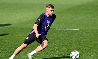 Joshua Kimmich beim Training vor seinem 100. Länderspiel. - Federico Gambarini/dpa Joshua Kimmich beim Training vor seinem 100. Länderspiel. - Federico Gambarini/dpa