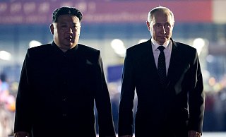 Südkoreas Geheimdienst geht davon aus, dass Nordkorea Truppen in den Ukraine-Krieg entsendet. - Gavriil Grigorov/Pool Sputnik Kremlin/AP/dpa Südkoreas Geheimdienst geht davon aus, dass Nordkorea Truppen in den Ukraine-Krieg entsendet. - Gavriil Grigorov/Pool Sputnik Kremlin/AP/dpa