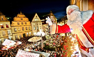 Am 25. November geht diesmal der Weihnachtsmarkt in der Bielefelder City los. Am 22. öffnet schon die Eisbahn. - Bielefeld Marketing/Sarah Jonek (Archivbild) Am 25. November geht diesmal der Weihnachtsmarkt in der Bielefelder City los. Am 22. öffnet schon die Eisbahn. - Bielefeld Marketing/Sarah Jonek (Archivbild)