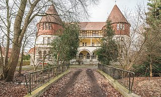 Seit vier Jahren steht das Haus Heilandsfrieden leer. - Kran Immo Seit vier Jahren steht das Haus Heilandsfrieden leer. - Kran Immo