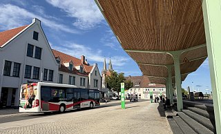In einem Linienbus am Höxteraner Bahnhof ist es am Mittwoch zu einer Auseinandersetzung zwischen dem Busfahrer und einem Fahrgast gekommen. - Nicole Fischer (Symbolbild) In einem Linienbus am Höxteraner Bahnhof ist es am Mittwoch zu einer Auseinandersetzung zwischen dem Busfahrer und einem Fahrgast gekommen. - Nicole Fischer (Symbolbild)