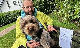 Weil sein Hund "Balou" eine Cumarinvergiftung erlitten hat, warnt Maximilian G. jetzt andere Tierhalter in dem Gebiet südlich der Isselhorster Straße. - Christian Bröder Weil sein Hund "Balou" eine Cumarinvergiftung erlitten hat, warnt Maximilian G. jetzt andere Tierhalter in dem Gebiet südlich der Isselhorster Straße. - Christian Bröder