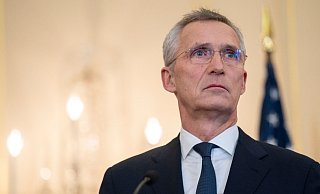 «Müssen der Ukraine auch weiterhin die Waffen zur Verfügung stellen, die sie braucht, um (...) als souveräne Nation zu überleben»: Nato-Generalsekretär Jens Stoltenberg. - Jacquelyn Martin/AP/dpa «Müssen der Ukraine auch weiterhin die Waffen zur Verfügung stellen, die sie braucht, um (...) als souveräne Nation zu überleben»: Nato-Generalsekretär Jens Stoltenberg. - Jacquelyn Martin/AP/dpa