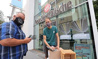 Ulli Sowa war allein fünf Mal im Kino, um sich den Dokumentarfilm anzuschauen. Und wartete seitdem sehnsüchtig auf die DVD. - Nicole Sielermann Ulli Sowa war allein fünf Mal im Kino, um sich den Dokumentarfilm anzuschauen. Und wartete seitdem sehnsüchtig auf die DVD. - Nicole Sielermann