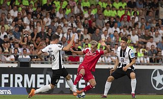 Arminia Bielefeld muss sich dem SSV Ulm geschlagen geben. - Lars Schwerdtfeger Arminia Bielefeld muss sich dem SSV Ulm geschlagen geben. - Lars Schwerdtfeger