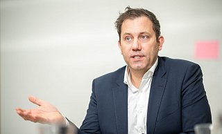 SPD-Chef Lars Klingbeil will den Fokus der Ampel auf die arbeitende Bevölkerung richten. - Michael Kappeler/dpa SPD-Chef Lars Klingbeil will den Fokus der Ampel auf die arbeitende Bevölkerung richten. - Michael Kappeler/dpa