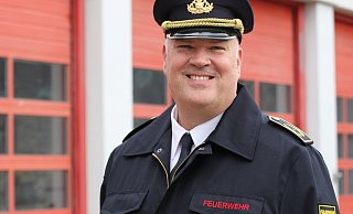 Stadtbrandinspektor Jürgen Schmits ist Leiter der Feuerwehr Höxter und stellvertretender Kreisbrandmeister. - Simone Flörke/Archiv Stadtbrandinspektor Jürgen Schmits ist Leiter der Feuerwehr Höxter und stellvertretender Kreisbrandmeister. - Simone Flörke/Archiv