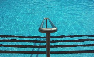 Der Freibad-Sommer war in diesem Jahr im ganzen Kreis Paderborn maßgeblich durch die Corona-Pandemie eingeschränkt. - Pixabay (Symbolbild) Der Freibad-Sommer war in diesem Jahr im ganzen Kreis Paderborn maßgeblich durch die Corona-Pandemie eingeschränkt. - Pixabay (Symbolbild)
