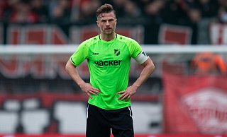 Woher jetzt die Motivation nehmen? SVR-Kapitän Daniel Flottmann und viele seiner Mitspieler sind brutal enttäuscht. - Noah Wedel Woher jetzt die Motivation nehmen? SVR-Kapitän Daniel Flottmann und viele seiner Mitspieler sind brutal enttäuscht. - Noah Wedel