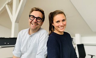 Fabian Henze (41) und Eva Hüwe (34) wollen mit „strassenglueck" durchstarten – gelingt dieser mutige Schritt? - Lena Vanessa Niewald Fabian Henze (41) und Eva Hüwe (34) wollen mit „strassenglueck" durchstarten – gelingt dieser mutige Schritt? - Lena Vanessa Niewald