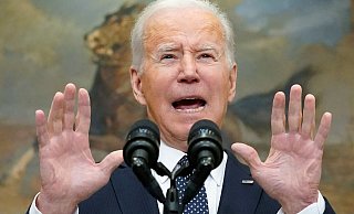 Präsident Joe Biden spricht im Roosevelt Room des Weißen Hauses über den Ukraine-Konflikt. - Foto: Alex Brandon/AP/dpa Präsident Joe Biden spricht im Roosevelt Room des Weißen Hauses über den Ukraine-Konflikt. - Foto: Alex Brandon/AP/dpa