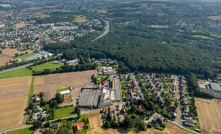 In Bustedt hat die AfD überdurchschnittlich gut abgeschnitten. - luftbild-blossey.de In Bustedt hat die AfD überdurchschnittlich gut abgeschnitten. - luftbild-blossey.de