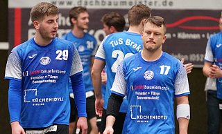 Handballer und Firmengründer: Jannis Johannmeier (Nr. 17) möchte den Spielbetrieb nicht überbewerten. Foto: Peter Unger - Peter Unger Handballer und Firmengründer: Jannis Johannmeier (Nr. 17) möchte den Spielbetrieb nicht überbewerten. Foto: Peter Unger - Peter Unger