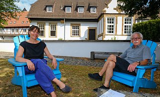 Gut gerüstet für das Publikum, auch in Coronazeiten: Nadine Droste, Direktorin des Kunstvereins Bielefeld, und Uli Horaczek vom Vorstand. - Foto: Andreas Zobe/NW Gut gerüstet für das Publikum, auch in Coronazeiten: Nadine Droste, Direktorin des Kunstvereins Bielefeld, und Uli Horaczek vom Vorstand. - Foto: Andreas Zobe/NW