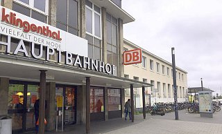 Die Fahrradständer werden in den Bereich der Kurzzeitparkplätze verlagert. - Stadt Paderborn Die Fahrradständer werden in den Bereich der Kurzzeitparkplätze verlagert. - Stadt Paderborn