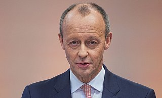 Hofft auf eine Acht vor seinem Ergebnis auf dem Online-Wahlparteitag: Friedrich Merz stellt sich zur Wahl zum neuen CDU-Vorsitzenden. - Foto: Michael Kappeler/dpa Hofft auf eine Acht vor seinem Ergebnis auf dem Online-Wahlparteitag: Friedrich Merz stellt sich zur Wahl zum neuen CDU-Vorsitzenden. - Foto: Michael Kappeler/dpa