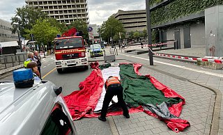 Nach einer lebensgefährlichen Attacke am Sonntag wurde nun ein zweiter brutaler Vorfall auf dem Kesselbrink bekannt. - Charlotte Mahncke Nach einer lebensgefährlichen Attacke am Sonntag wurde nun ein zweiter brutaler Vorfall auf dem Kesselbrink bekannt. - Charlotte Mahncke