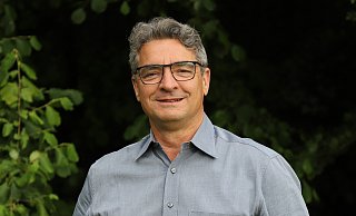 Die Unabhängige Wählergemeinschaft (UWG) hat Jörg Härtlein als Bürgermeisterkandidat gewählt. - UWG Die Unabhängige Wählergemeinschaft (UWG) hat Jörg Härtlein als Bürgermeisterkandidat gewählt. - UWG