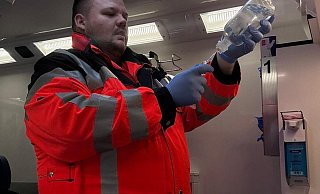 Marvin Wende arbeitet sowohl im Hauptberuf als Rettungssanitäter wie auch im Ehrenamt für das Deutsche Rote Kreuz in Gütersloh. - privat Marvin Wende arbeitet sowohl im Hauptberuf als Rettungssanitäter wie auch im Ehrenamt für das Deutsche Rote Kreuz in Gütersloh. - privat