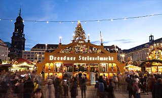 Achtung, Tasche gut festhalten: Wird sie auf dem Weihnachtsmarkt gestohlen, zahlt die Versicherung häufig nicht. - Sebastian Kahnert/dpa/dpa-tmn Achtung, Tasche gut festhalten: Wird sie auf dem Weihnachtsmarkt gestohlen, zahlt die Versicherung häufig nicht. - Sebastian Kahnert/dpa/dpa-tmn