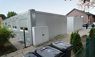 Die Kita Villa Lindenbaum am Otto-Dix-Weg 6 im Kreis Gütersloh war und ist ein Provisorium in Containern. Eltern kämpfen nun für Fortbestand ihrer Kita. - Andreas Frücht Die Kita Villa Lindenbaum am Otto-Dix-Weg 6 im Kreis Gütersloh war und ist ein Provisorium in Containern. Eltern kämpfen nun für Fortbestand ihrer Kita. - Andreas Frücht
