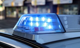 Die Polizei ermittelt seit dem versuchten Raub und der anschließenden Prügelei im Kiosk. - Symbolfoto: Jens Reichenbach Die Polizei ermittelt seit dem versuchten Raub und der anschließenden Prügelei im Kiosk. - Symbolfoto: Jens Reichenbach