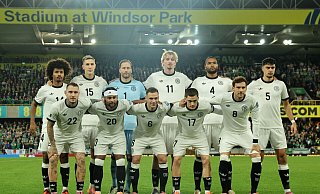 Die DFB-Elf stellt sich zum Team-Foto im Windsor Park. - Christian Charisius/dpa Die DFB-Elf stellt sich zum Team-Foto im Windsor Park. - Christian Charisius/dpa