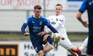 Die Spieler im Zweikampf. - Noah Wedel Die Spieler im Zweikampf. - Noah Wedel