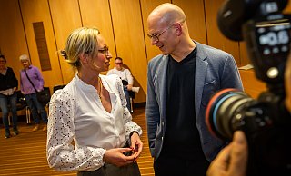 Christiana Bauer und Ingo Nürnberger wollen den Chefsessel im Rathaus. Darüber entscheidet eine Stichwahl am 28. September 2025. - Sarah Jonek Christiana Bauer und Ingo Nürnberger wollen den Chefsessel im Rathaus. Darüber entscheidet eine Stichwahl am 28. September 2025. - Sarah Jonek