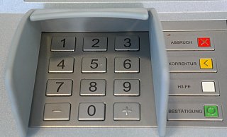 Unbekannte wollten in Minden einen Geldautomaten aufflexen – doch sie scheiterten. - (Symbolbild) Pixabay Unbekannte wollten in Minden einen Geldautomaten aufflexen – doch sie scheiterten. - (Symbolbild) Pixabay