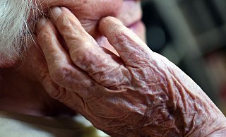 Das für 2022 bereits als besonders stark vorhergesagte Rentenplus soll schmaler ausfallen als gedacht. - Foto: Britta Pedersen/dpa Das für 2022 bereits als besonders stark vorhergesagte Rentenplus soll schmaler ausfallen als gedacht. - Foto: Britta Pedersen/dpa