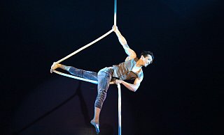 Für die aktuelle Show "Evolution" hat der Zirkus den südamerikanischen Artisten Willi Witt angeheuert. - Ilka Gülker Für die aktuelle Show "Evolution" hat der Zirkus den südamerikanischen Artisten Willi Witt angeheuert. - Ilka Gülker