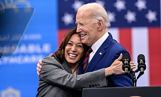 Die neue Kandidatin? Nicht nur Biden unterstützt Harris. (Archivbild) - Matt Kelley/FR171845 AP/AP/dpa Die neue Kandidatin? Nicht nur Biden unterstützt Harris. (Archivbild) - Matt Kelley/FR171845 AP/AP/dpa