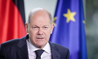 Der Bundeskanzler befasst sich mit dem Wiederaufbau der Ukraine. - Kay Nietfeld/dpa Der Bundeskanzler befasst sich mit dem Wiederaufbau der Ukraine. - Kay Nietfeld/dpa