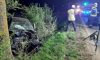 Der tödliche Unfall ereignete sich in der Nacht zum 14. April 2024 auf der B241 bei Hohenwepel. (Archivbild) - Dieter Scholz Der tödliche Unfall ereignete sich in der Nacht zum 14. April 2024 auf der B241 bei Hohenwepel. (Archivbild) - Dieter Scholz