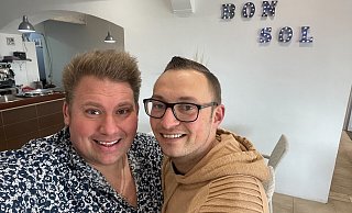 Vor einem Jahr eröffneten die Goodbye-Deutschland-Auswanderer Sven und Sebi Florijan ihr Restaurant "Bon Sol" - voller Tatendrang und Ideen. Das Sturmtief auf Mallorca hat sie jetzt etwas ausgebremst. - Sven Florijan Vor einem Jahr eröffneten die Goodbye-Deutschland-Auswanderer Sven und Sebi Florijan ihr Restaurant "Bon Sol" - voller Tatendrang und Ideen. Das Sturmtief auf Mallorca hat sie jetzt etwas ausgebremst. - Sven Florijan